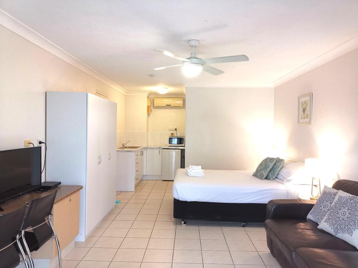 Bay Of Palms Hotel Gold Coast Buitenkant foto