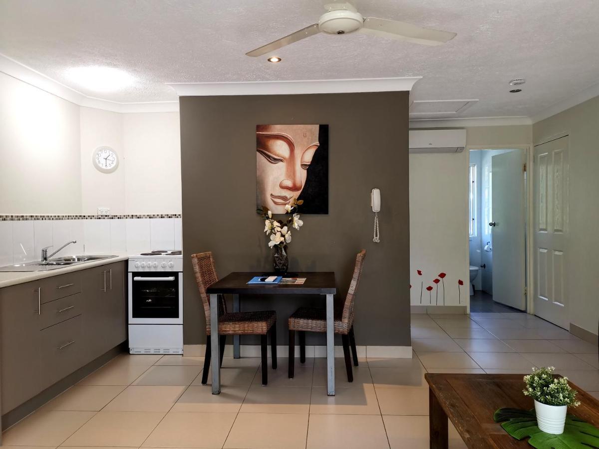 Bay Of Palms Hotel Gold Coast Buitenkant foto