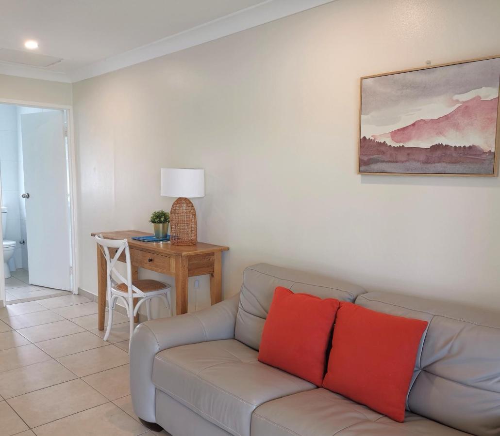Bay Of Palms Hotel Gold Coast Buitenkant foto